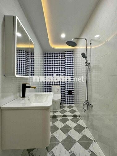 NHÀ ĐẸP QUẬN 7  GẦN PHÚ MỸ HƯNG| DIỆN TÍCH: 4x15M.