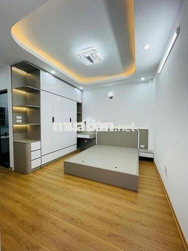 HIẾM, ĐẸP, 7 T THANG MÁY, Ô TÔ ĐỖ CỔNG, GẦN HỒ, 43M2, 7T, MT 4M, 10.25