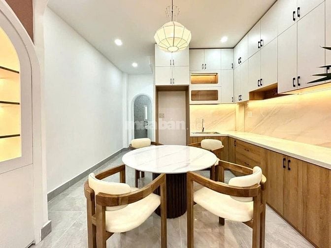 [5TỶ980] Đ Đề Thám - sẵn hợp đồng thuê 24 triệu/tháng, DT 67.6m2, SHR