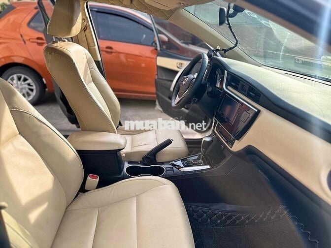 Toyota Corolla Altis 2019 1.8G CVT - tự động HANG