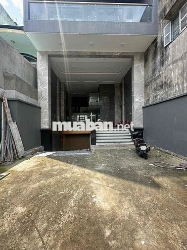 Mặt bằng Khuôn Việt 290m² – không gian rộng rãi, phù hợp siêu thị mini