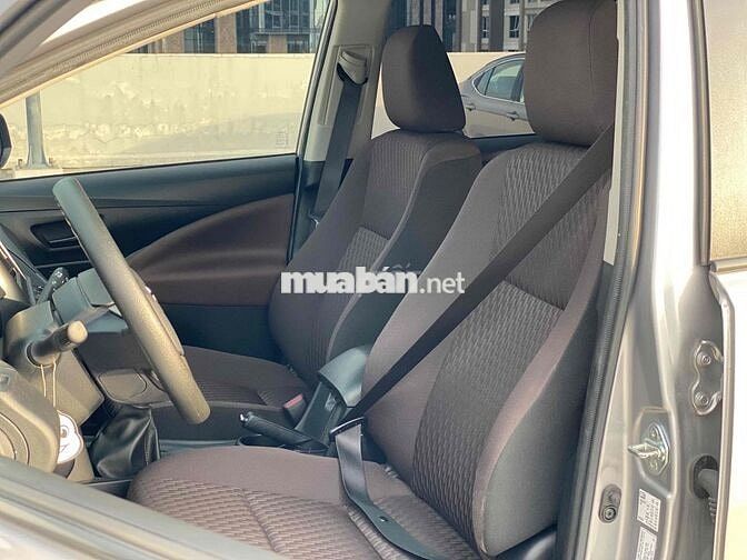 Toyota Innova 2024 E 2.0 MT - 34000 km VAT 100%