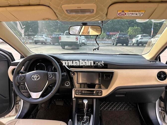 Toyota Corolla Altis 2019 1.8G CVT - tự động HANG