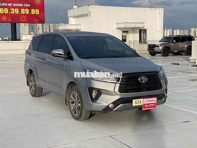 Toyota Innova 2024 E 2.0 MT - 34000 km VAT 100%