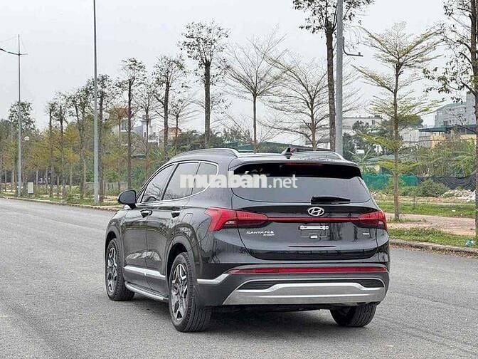 Hyundai SantaFe Cao cấp 2.5L HTRAC sản xuất 2024