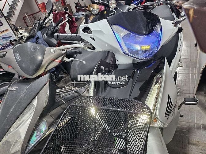 Future led 2025 siêu lướt 451km