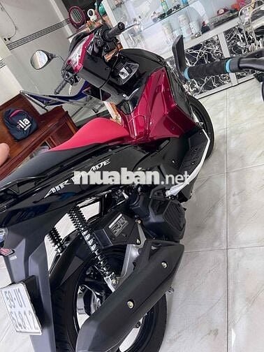 Đổi Xe cần bán Xe Air Blade 125i Em Đang chạy