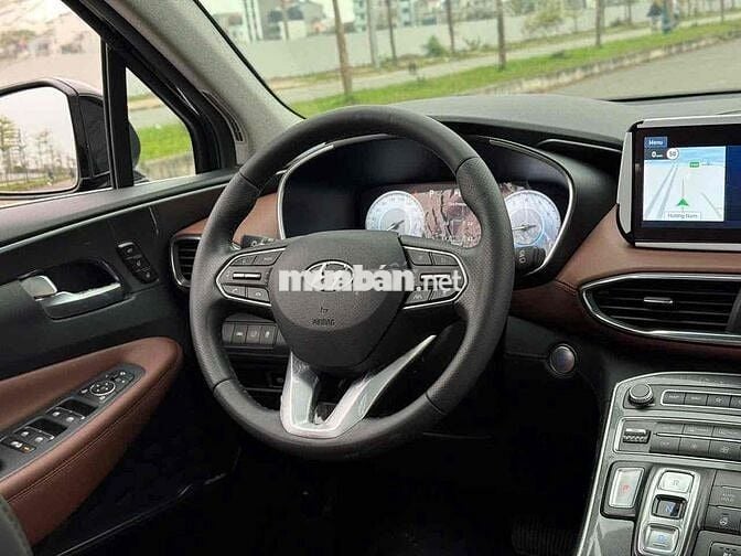Hyundai SantaFe Cao cấp 2.5L HTRAC sản xuất 2024