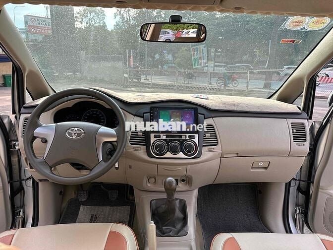 Toyota Innova 2016 2.0E - 7c số sàn đẹp BH HÃNG