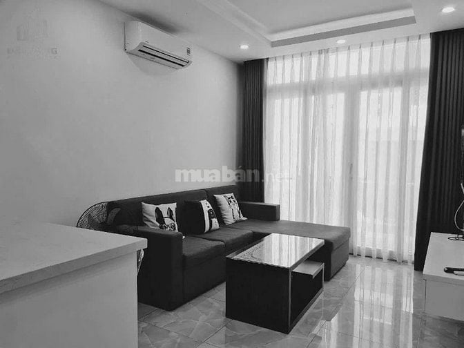 Căn hộ full nt gần trung tâm  
