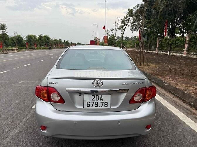 Toyota Corolla Altis 2009 2.0V - 200000 km