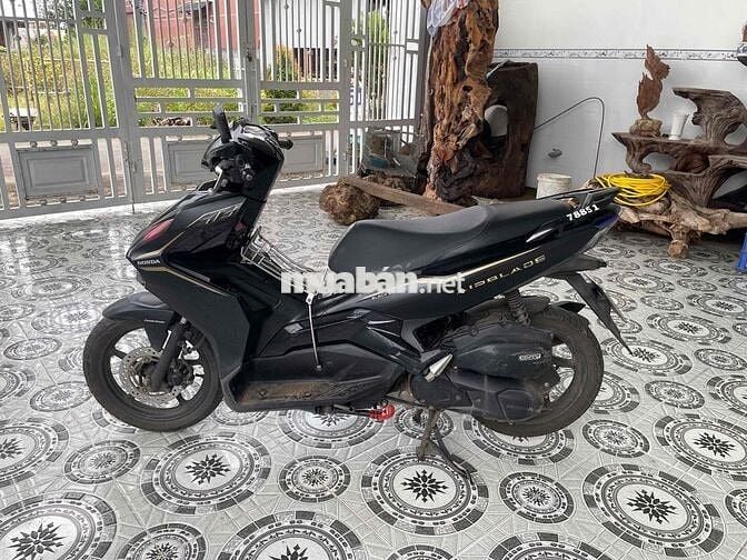 honda ab đen nhám