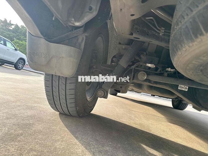 Toyota Innova 2024 E 2.0 MT - 34000 km xe đẹp