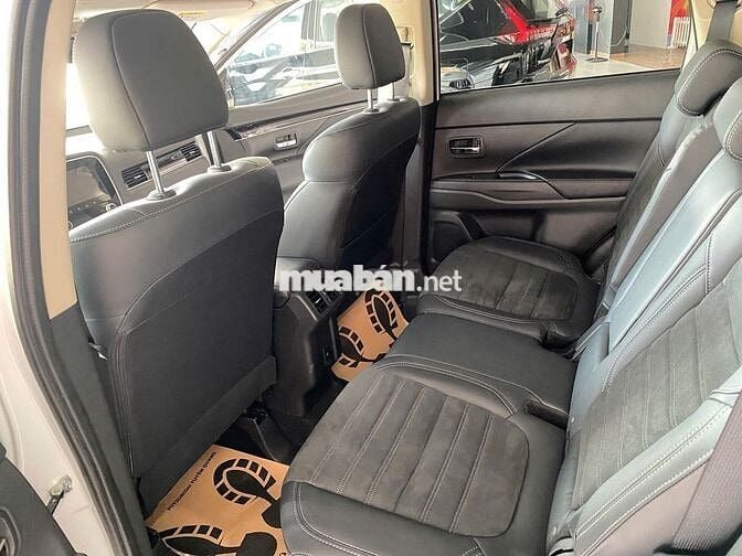 Mitsubishi Outlander 2024 2.0 CVT - 10 km