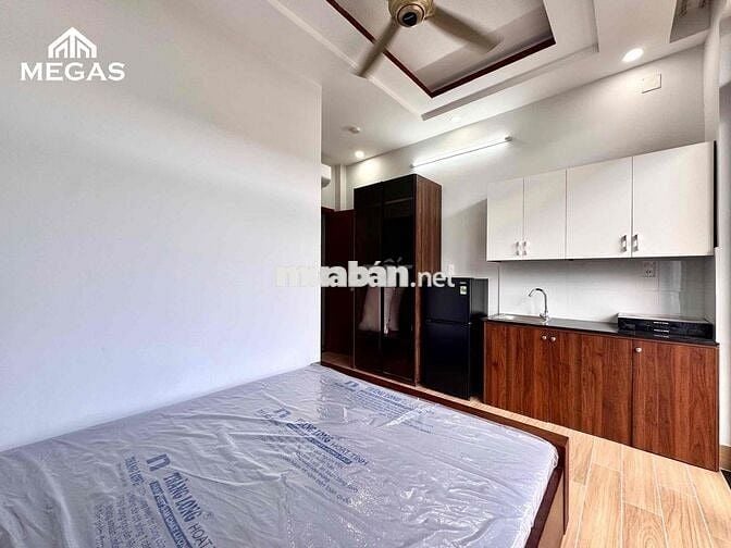 CHO THUÊ CHDV STUDIO BAN CÔNG FULL NỘI THẤT NGAY EMART PHAN HUY ÍCH