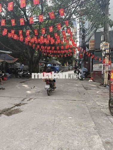 Bán đất Yên Xá 39m2, lô góc 3 thoáng, gần mặt phố