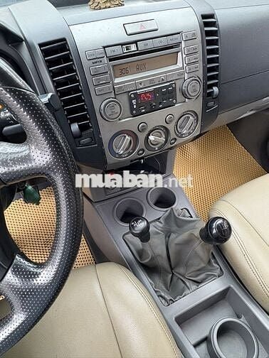 Ford Ranger 2009 XLT 2.5L 4x4 MT - 300000 km