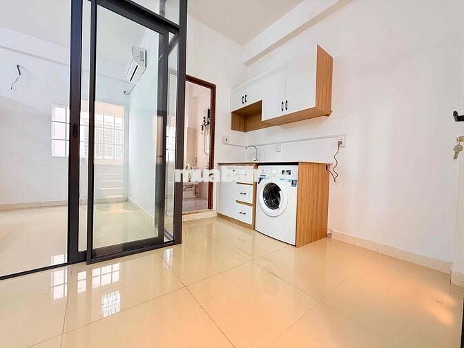 Căn Hộ 1PN Bếp Riêng Máy Giặt riêng cửa sổ ngay sân bay