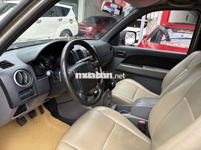 Ford Ranger 2009 XLT 2.5L 4x4 MT - 300000 km
