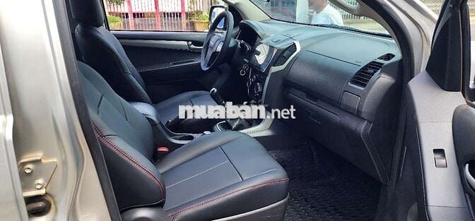 ISUZU DMAX 2013 LS 3.0 4x4 MT - 234567 km