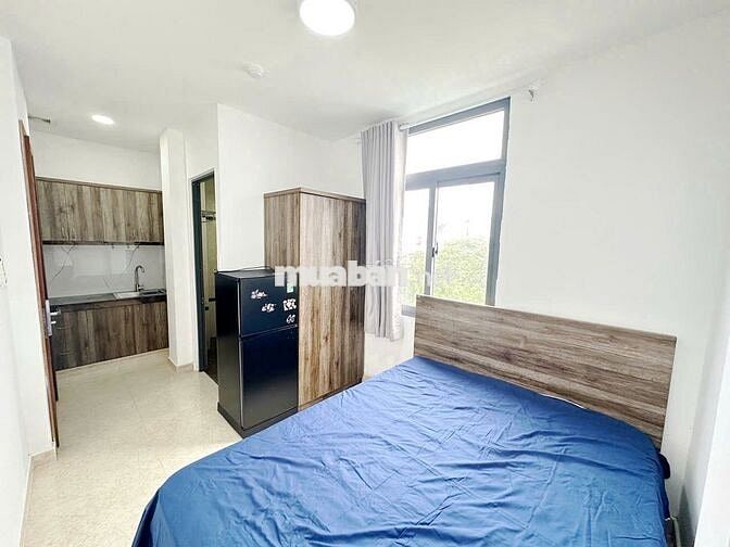 TRỐNG LẠI STUDIO FULL NỘI THẤT CỬA SỔ ĐÓN NẮNG