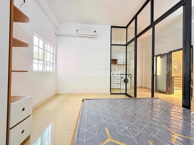 Căn Hộ 1PN Bếp Riêng Máy Giặt riêng cửa sổ ngay sân bay