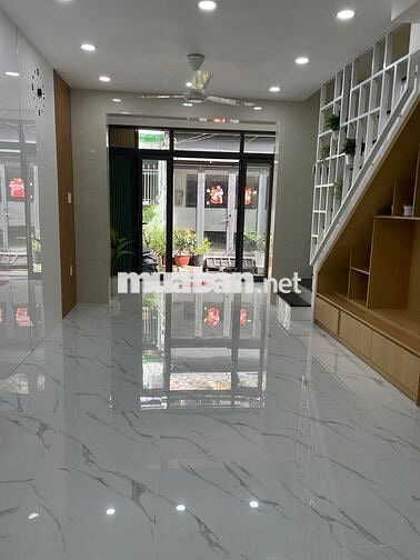 Bán nhà đường số 49, Hiệp Bình Chánh, nhà 1 trệt 1 lầu có 2PN 2WC 1PK