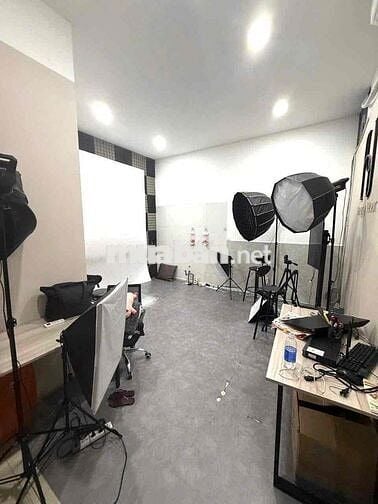 CHO THUÊ NHÀ MĂT TIỀN ,NGANG8,ĐINH BỘ LỈNH,BÌNH THẠNH,CÓ PCCC,KD TỰ DO