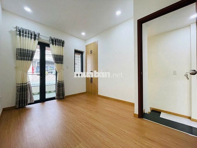 Bán nhà đường số 49, Hiệp Bình Chánh, nhà 1 trệt 1 lầu có 2PN 2WC 1PK
