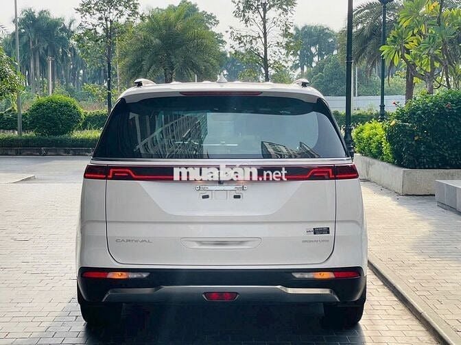 Kia Carnival 2024 Signature 2.2D - 29000 km
