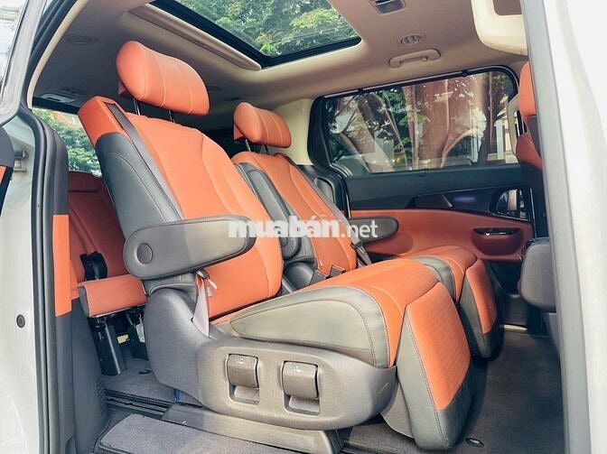 Kia Carnival 2024 Signature 2.2D - 29000 km