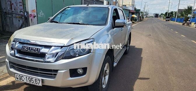 ISUZU DMAX 2013 LS 3.0 4x4 MT - 234567 km