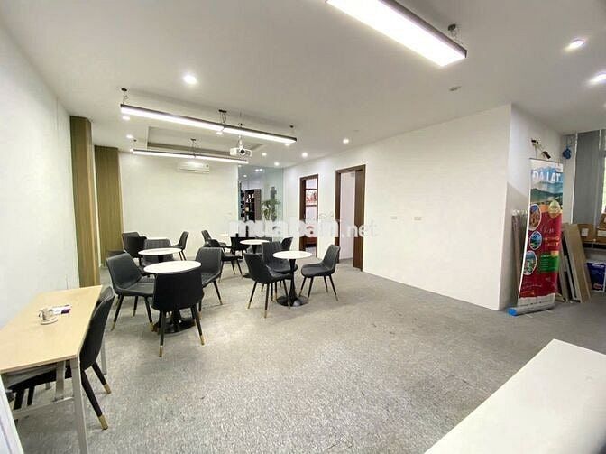 CHÍNH CHỦ CHO THUÊ VP MẶT PHỐ TRUNG HÒA DIỆN TÍCH 200M2 FULL NỘI THẤT