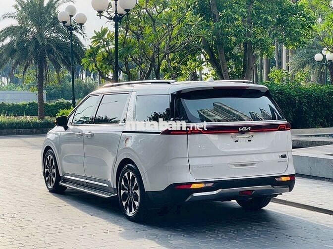 Kia Carnival 2024 Signature 2.2D - 29000 km
