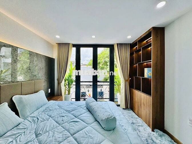 KHU HIẾM GẦN MT LÝ CHÍNH THẮNG Q.3-NGANG 5M-4TẦNG-CN45M2-GIÁ 7.8TỶ