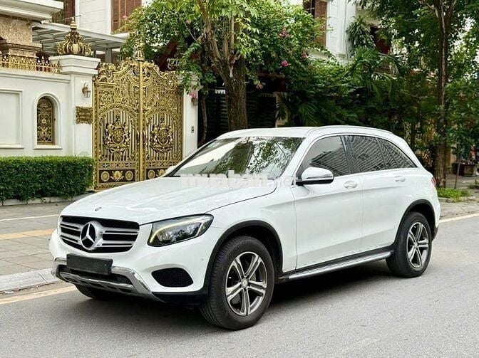 Mercedes Benz GLC 2016 250 4MATIC - 96000 km