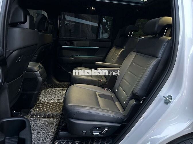 Hyundai SantaFe Calligraphy 2.5L Turbo HTRAC