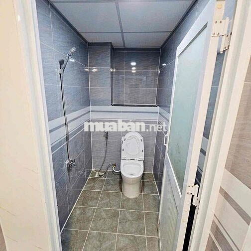 cho thuê nhà sát mặt tiền tân hương, mở tiệm ok
