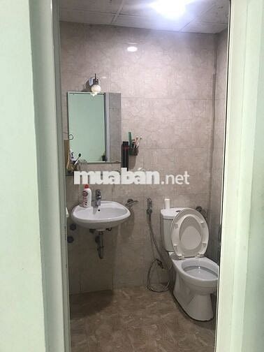 Chính Chủ Cho thuê căn hộ góc–tòa A2 GEMEK TOWER 1, đồ cơ bản,chỉ 7tr5