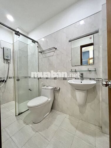 CĂN HỘ BAN CÔNG NGAY TRUNG TÂM QUẬN 1 ĐƯỜNG NGUYỄN TRÃI