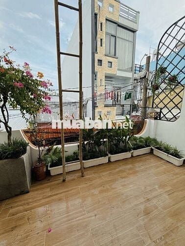 NHÀ SÁT AEON MALL (65M2) - HẺM XE HƠI - TẶNG TOÀN BỘ NỘI THẤT- AN NINH