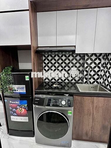 Cho thuê CCMN phố Xã Đàn. Máy giặt riêng. Thang máy. Giá 5TR2