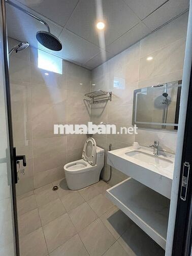 Nhà 5T*32m2 ngõ nông rộng ô tô vào tận cửa, gần đại học. Giá 3,05 tỷ