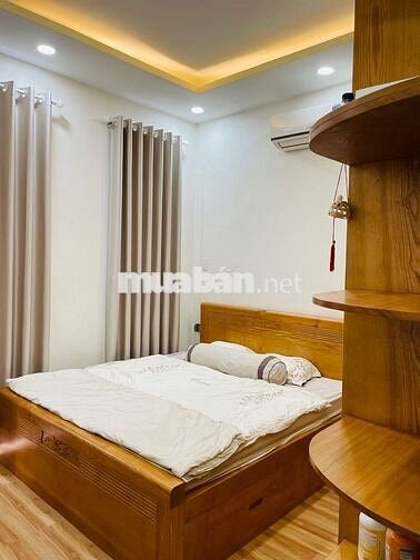 Cho thuê nhà 3 tầng, 4PN FULL nội thất, gần Big C Dĩ An (GO)