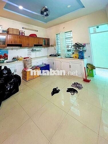 Cho thuê nhà mới 24 triệu,5m x 18m, 3 lầu,mặt tiền đường số 46,Tân Tạo
