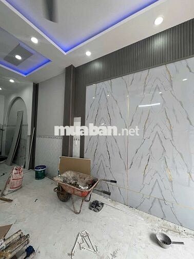 BÁN NHÀ MỚI NGAY NGÃ TƯ BỐN XÃ, DT 4X10, HXH, 2 TẦNG, GIÁ 4 TỶ 650 TL