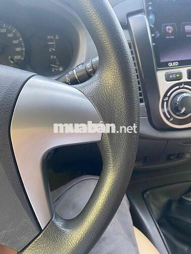 Toyota Innova 2013 2.0E - 150000 km