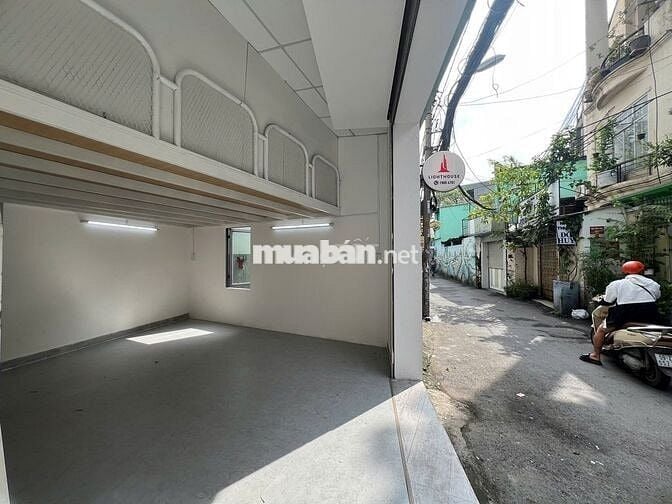 CHO THUÊ MẶT BẰNG Ở KẾT HỢP KINH DOANH NGAY 945 NGUYỄN KIỆM