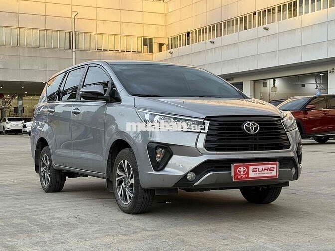 Toyota Innova 2024 E 2.0 MT - 34000km - Xe lướt