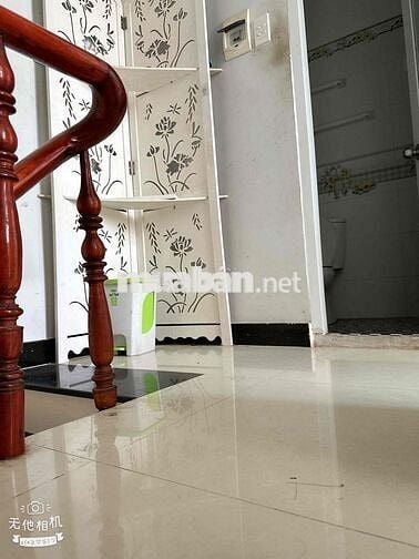 Cần cho thuê nhà nguyên căn thới an Q12 1 trệt 2 lầu 3 pn 3 wc